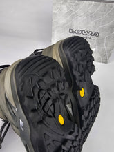 Afbeelding in Gallery-weergave laden, Lowa Renegade Mid GTX Wandelschoenen UK6 EU39.5
