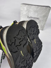 Afbeelding in Gallery-weergave laden, Lowa Arco Mid GTX Wandelschoenen UK7.5 EU41.5
