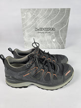 Afbeelding in Gallery-weergave laden, Lowa Innox GTX Wandelschoenen UK7 EU41
