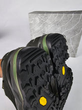 Afbeelding in Gallery-weergave laden, Lowa Renegade GTX Lo Ws Wandelschoenen Zgan! UK7.5 EU41.5
