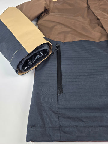 Columbia Point Park™ Interchange Jacket Tobacco. Canoe. Black M