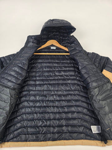 Columbia Powder Pass™ Hooded Jacket Canoe. Black. Zing. Shark M