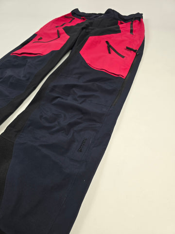 Peak Performance Gore-tex Graviti 3L Skipak Grav Roze Zwart Dames S