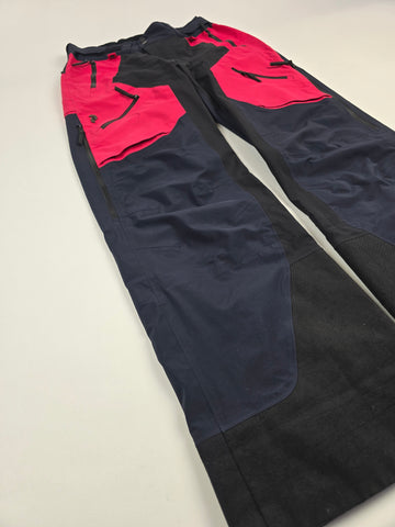 Peak Performance Gore-tex Graviti 3L Skipak Grav Roze Zwart Dames S