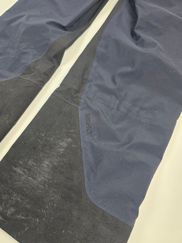 Peak Performance Gore-tex Graviti 3L Skipak Grav Roze Zwart Dames S