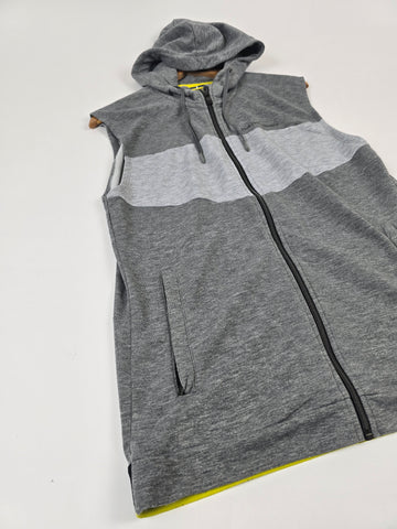 Peak Performance Bodywarmer with hood Grey Structves Men M