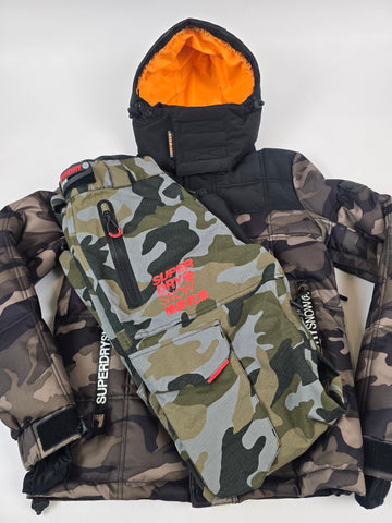 Superdry Camo Ski Snowboard Pak Heren M
