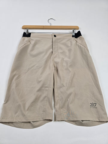 2117 of Sweden Noret shorts Beige Heren M