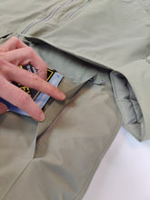 Afbeelding in Gallery-weergave laden, Marmot Oslo GORE-TEX Jacket Vetiver Nieuw! Size M
