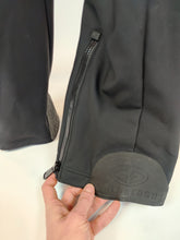 Afbeelding in Gallery-weergave laden, Goldbergh Parry Faux Fur Ski Suit Black Zgan! Dames 36

