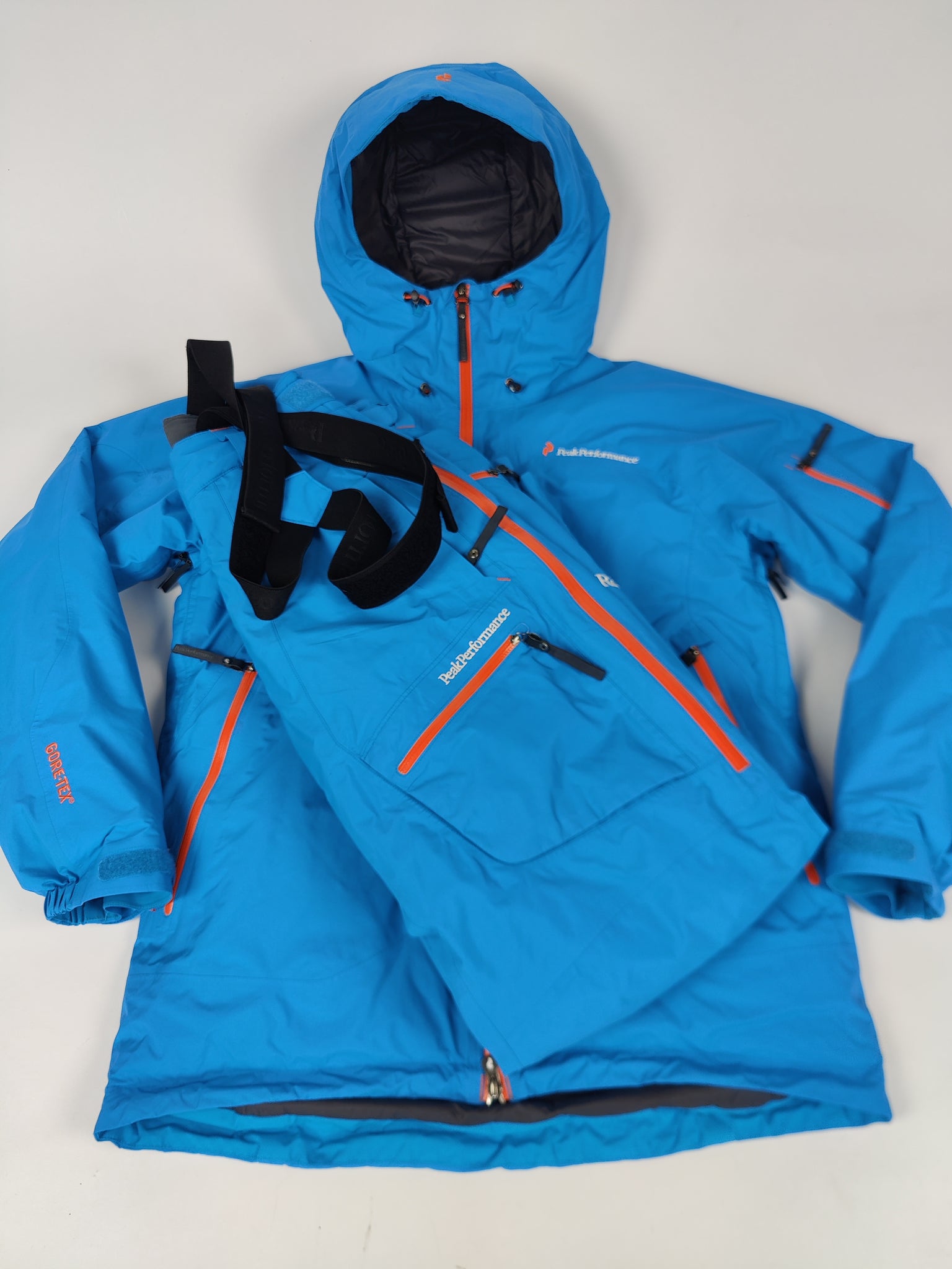 Peak Performance Heli Loft Goretex Ski Outfit Heren S – Tweedehands  Outdoorkleding