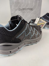 Afbeelding in Gallery-weergave laden, Lowa Aerox GTX Wandelschoenen UK3.5 EU 36.5
